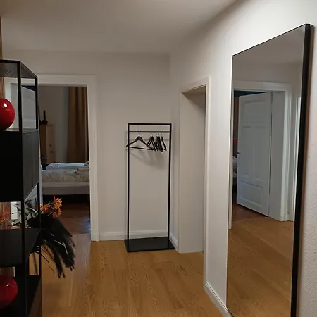 Apartment Lio Design Balkon Netflix *