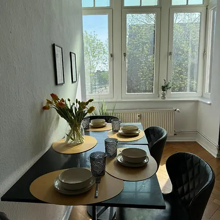 Lio Design Balkon Netflix Minden (North Rhine-Westphalia)