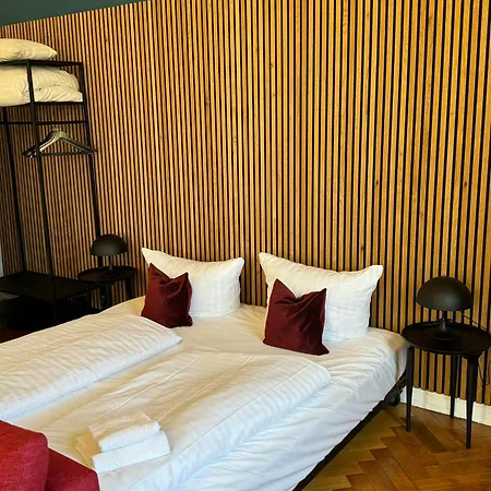 Apartment Lio Design Balkon Netflix *