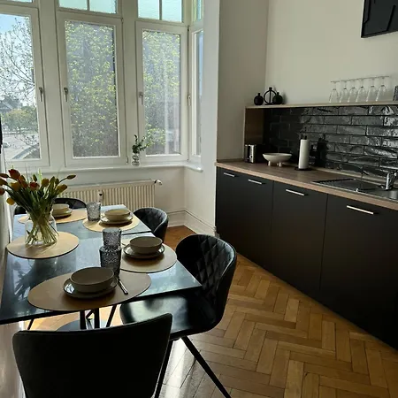 Lio Design Balkon Netflix *